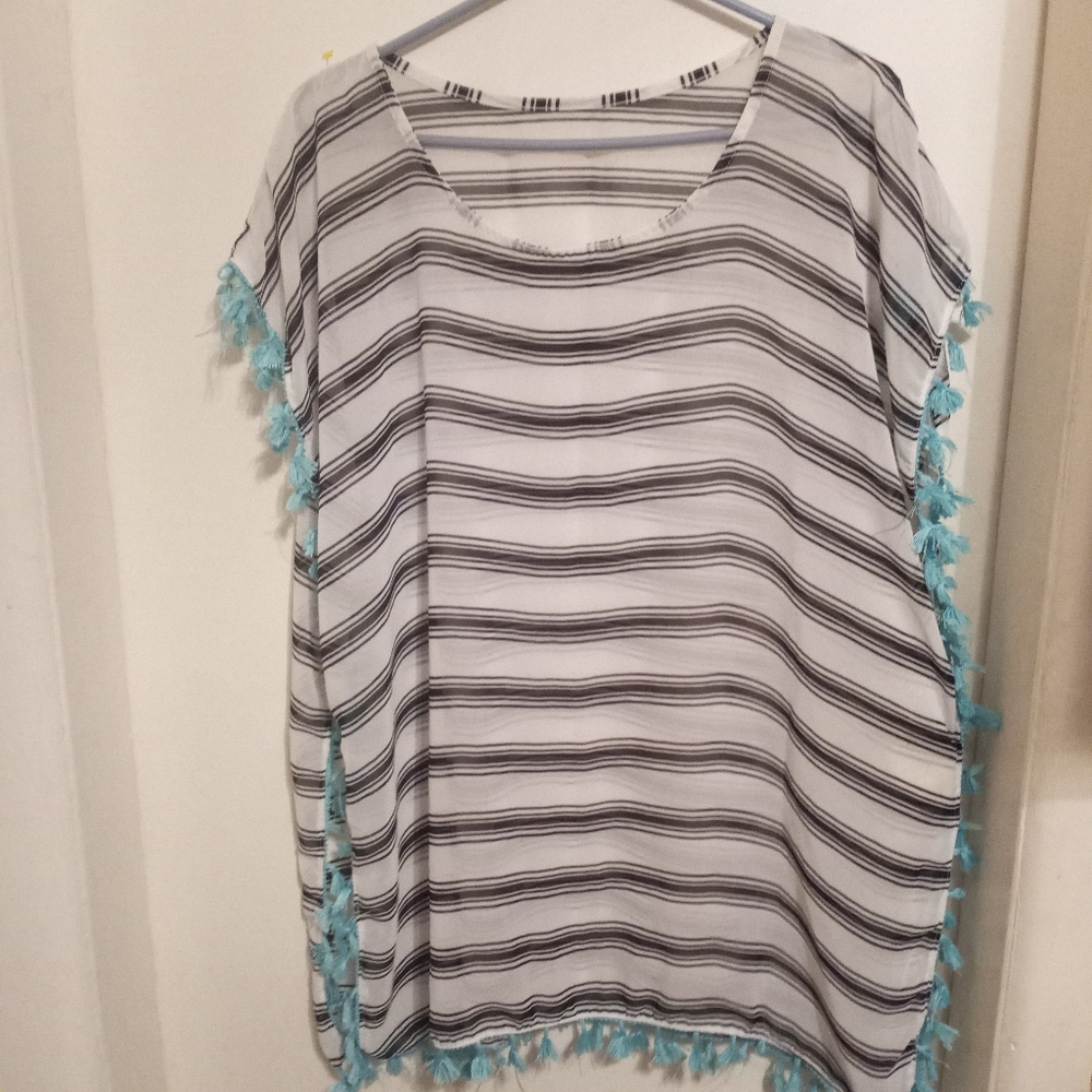 Sheer polyester pull over